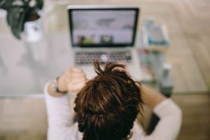 5 consejos para estandarizar sus resúmenes creativos con una colaboración también